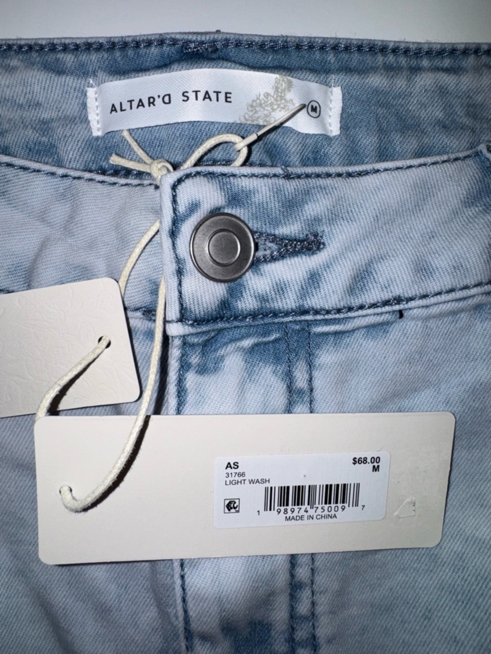 New Altard State Skirt Size M Flowers Blue Denim Mini, $68 - Picture 10 of 10